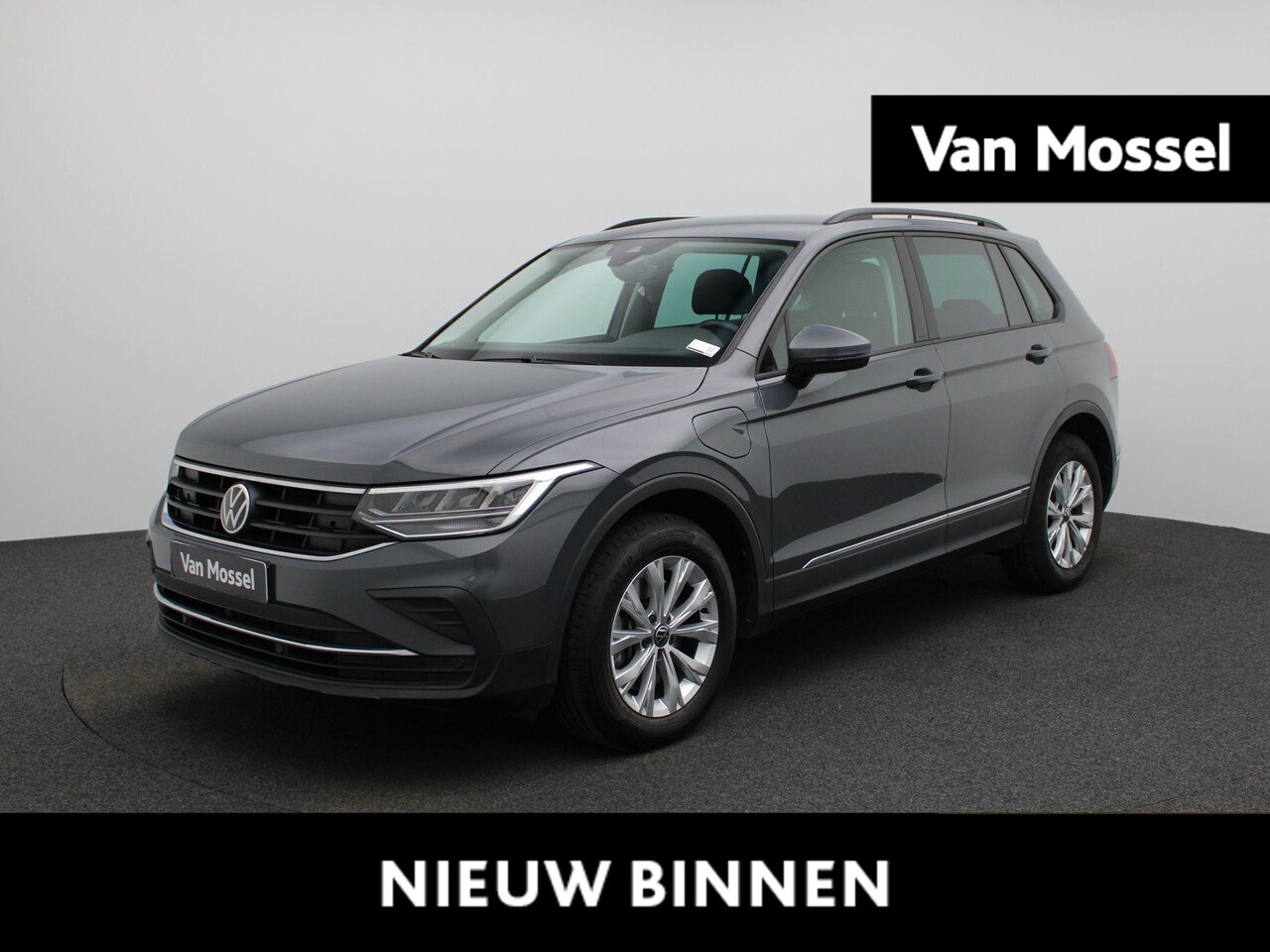 Volkswagen Tiguan - 1.4 TSI eHybrid Life | Automaat | Trekhaak | DAB | Virtual cockpit | Leder | Memory seats - AutoWereld.nl