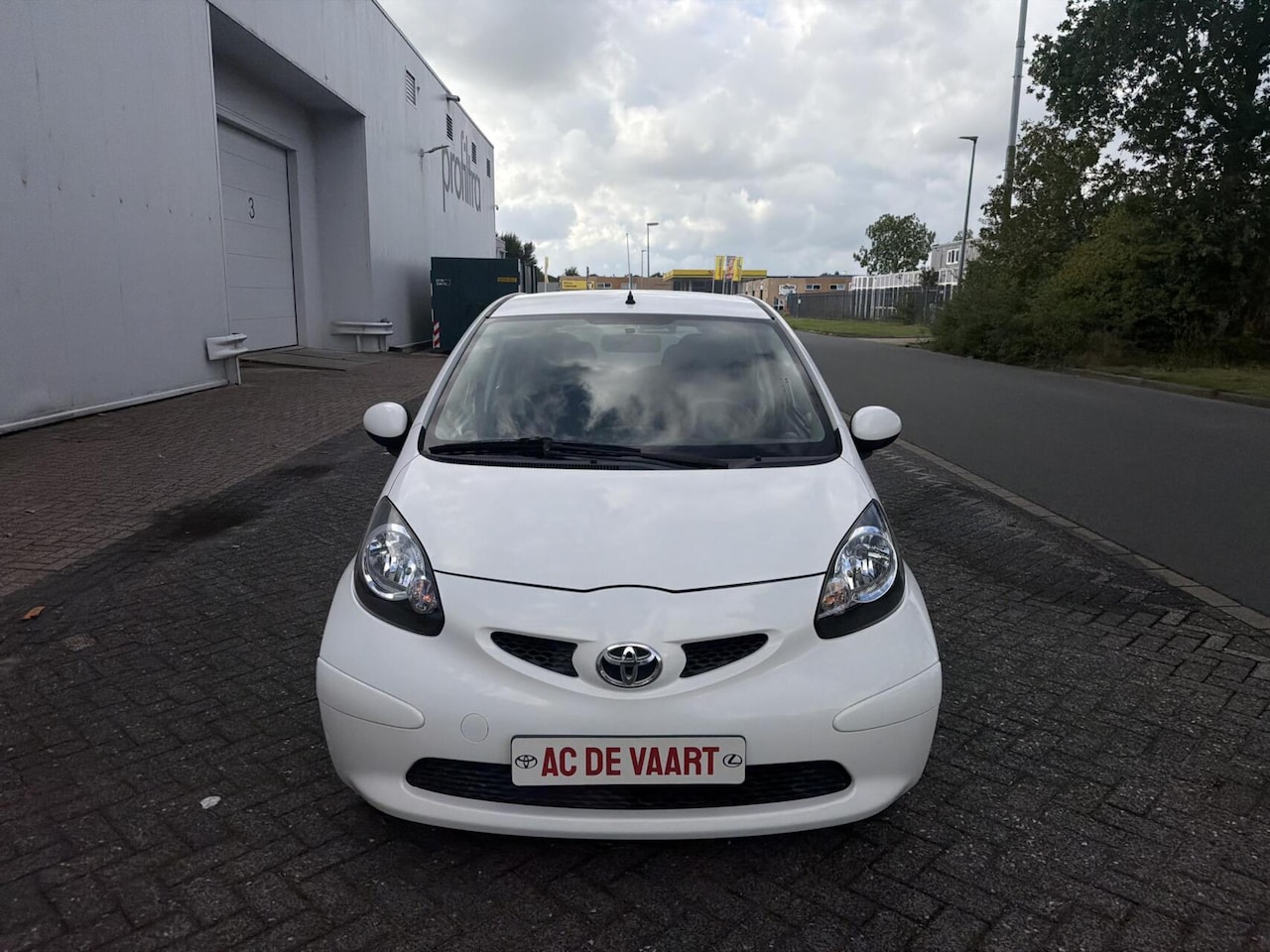 Toyota Aygo - 1.0-12V + - 5DEURS/AIRCO/ELEK.RAMEN/NAP - AutoWereld.nl