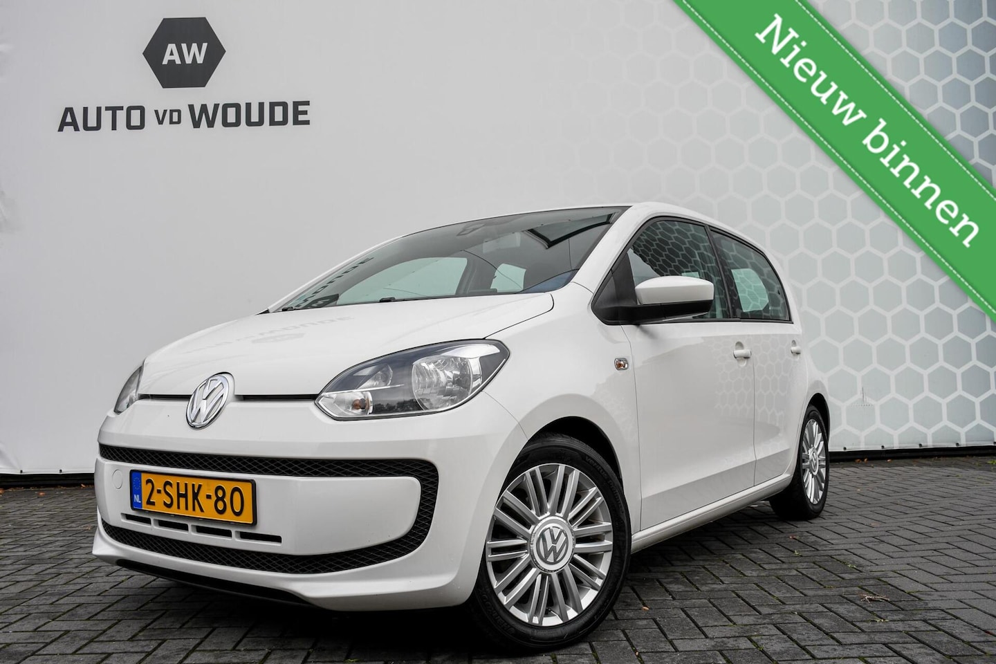 Volkswagen Up! - 1.0 move up! BlueMotion Airco Bluetooth Navi - AutoWereld.nl