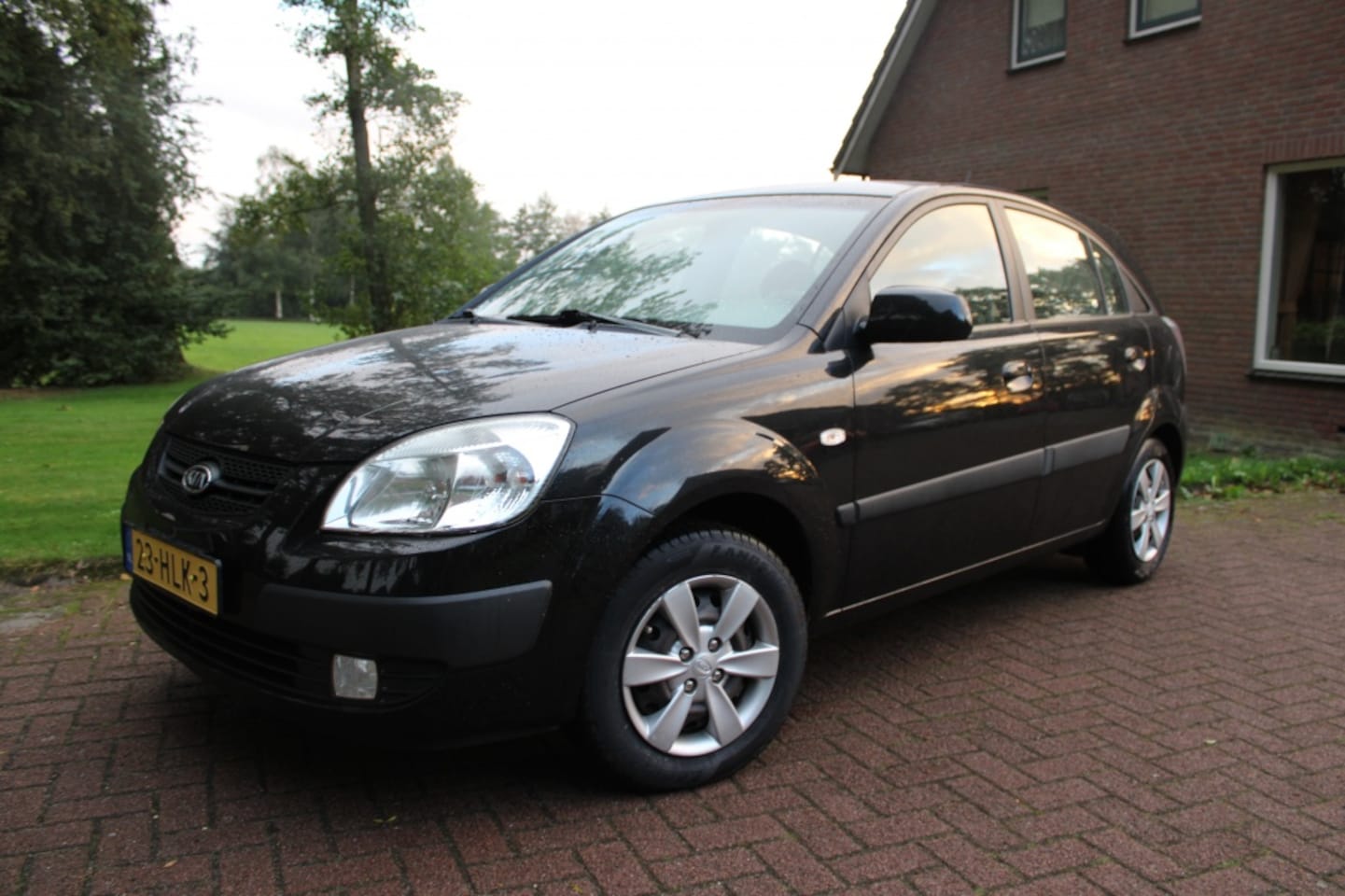 Kia Rio - 1.4 X-pect-5 drs-trekhaak-inruil mog - AutoWereld.nl