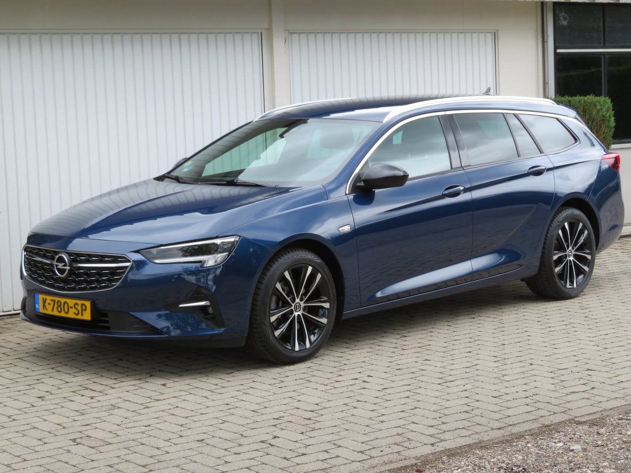 Opel Insignia Sports Tourer - 1.5 CDTI Ultimate LEDER/ALCANTARA-CLIMA-NAVI-TREKHAAK - AutoWereld.nl