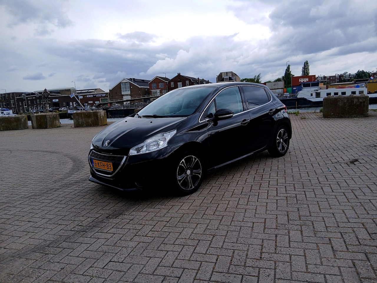 Peugeot 208 - 1.6 VTI Airco - Park assist - Carplay - NW APK - NAP! - AutoWereld.nl