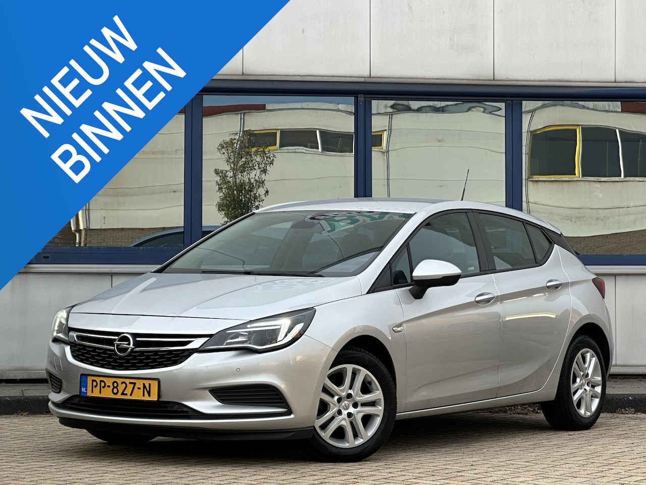 Opel Astra - 1.0 Online Edition 1.0 Online Edition - AutoWereld.nl