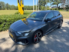 Audi A3 Sportback - 40 TFSI e S Line ACC / BenO / Matrix / Hud
