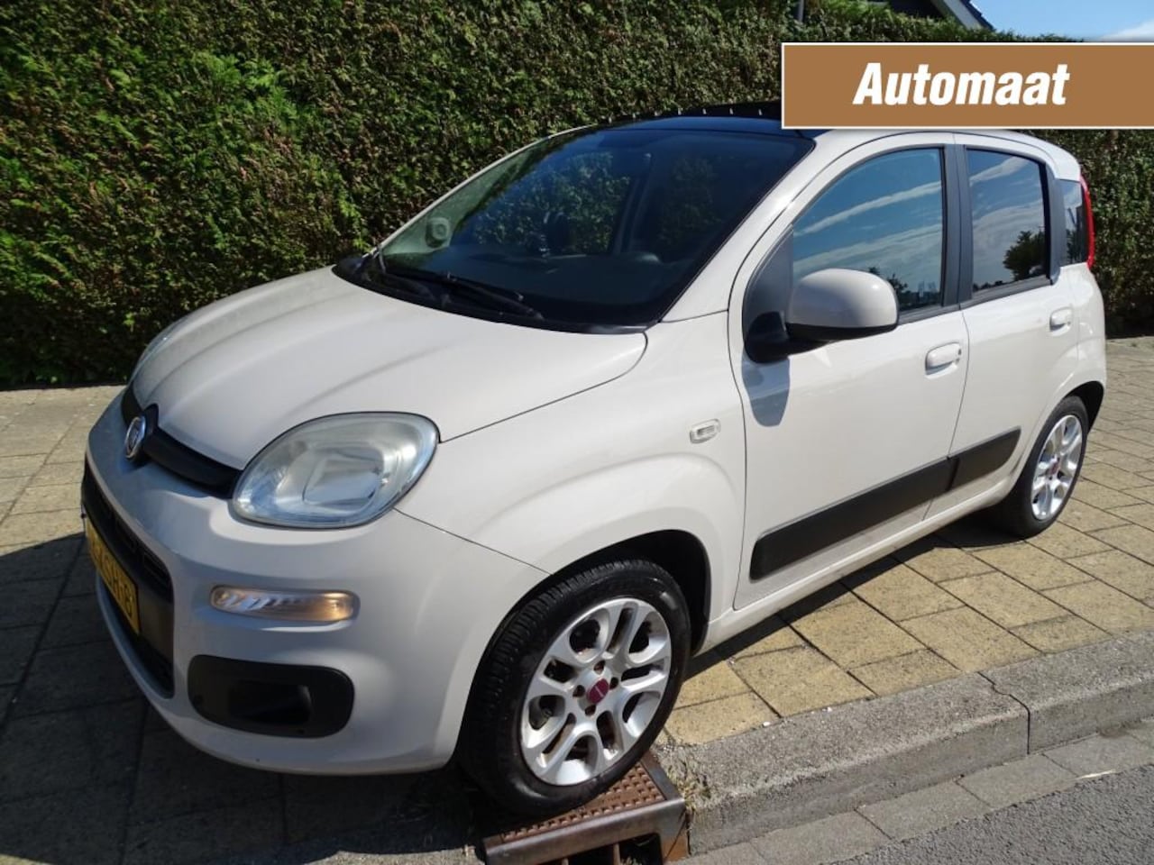 Fiat Panda - 0.9 TWINAIR LOUNGE-Automaat-Airco-Panodak-Usb/Aux-Media - AutoWereld.nl