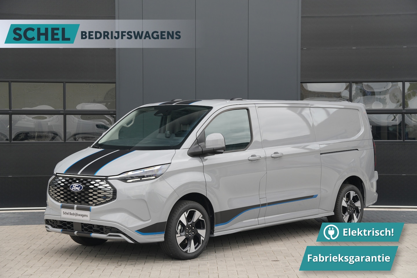 Ford Transit Custom - E-Transit 340 L2H1 Sport 71 kWh 218pk - 2x Schuif - ACC - B&O - Navi - Stoel/Stuurverwarmi - AutoWereld.nl