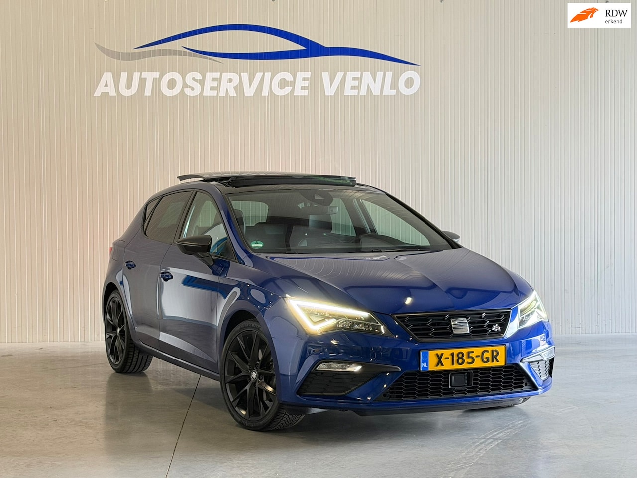 SEAT Leon - 1.5 TSI FR Ultimate Edition Black |Pano| Carplay| Digitaal Cockpit | Valve Controller - AutoWereld.nl