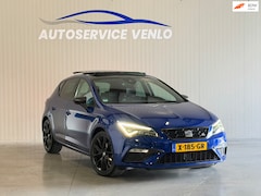 SEAT Leon - 1.5 TSI FR Ultimate Edition Black |Pano| Carplay| Digitaal Cockpit | Valve Controller