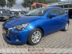 Mazda 2 - 2 1.5 Skyactiv-G S Airco/ schade links voor zie foto rijdbaar