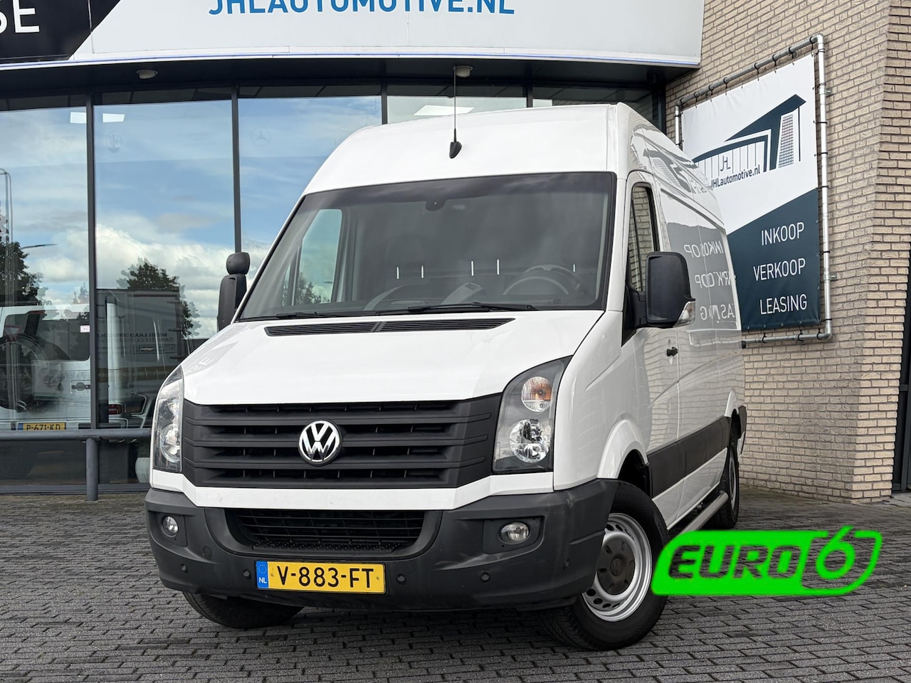 Volkswagen Crafter - 35 2.0 TDI L2H2*NAVI*CAM*CRUISE*A/C*HAAK*3PERS* - AutoWereld.nl