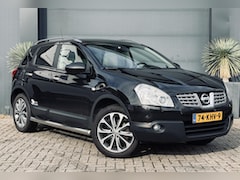 Nissan Qashqai - 2.0 Acenta Pano/Navi/Camera/Bose/Leer