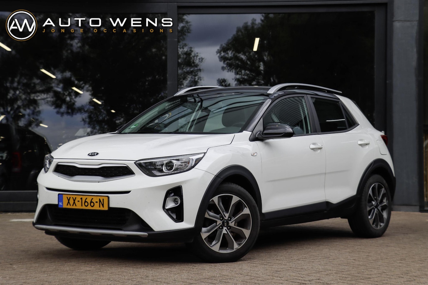 Kia Stonic - 1.0 T-GDi DynamicLine | Camera | Navigatie | Trekhaak | Cruise Control - AutoWereld.nl