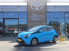 Toyota Aygo X - X-FIRST 5-DEURS LMV APPLE/ANDROID PRIVACY-GLASS LED AIRCO CAMERA BLUETOOTH DEALER-ONDERHOU