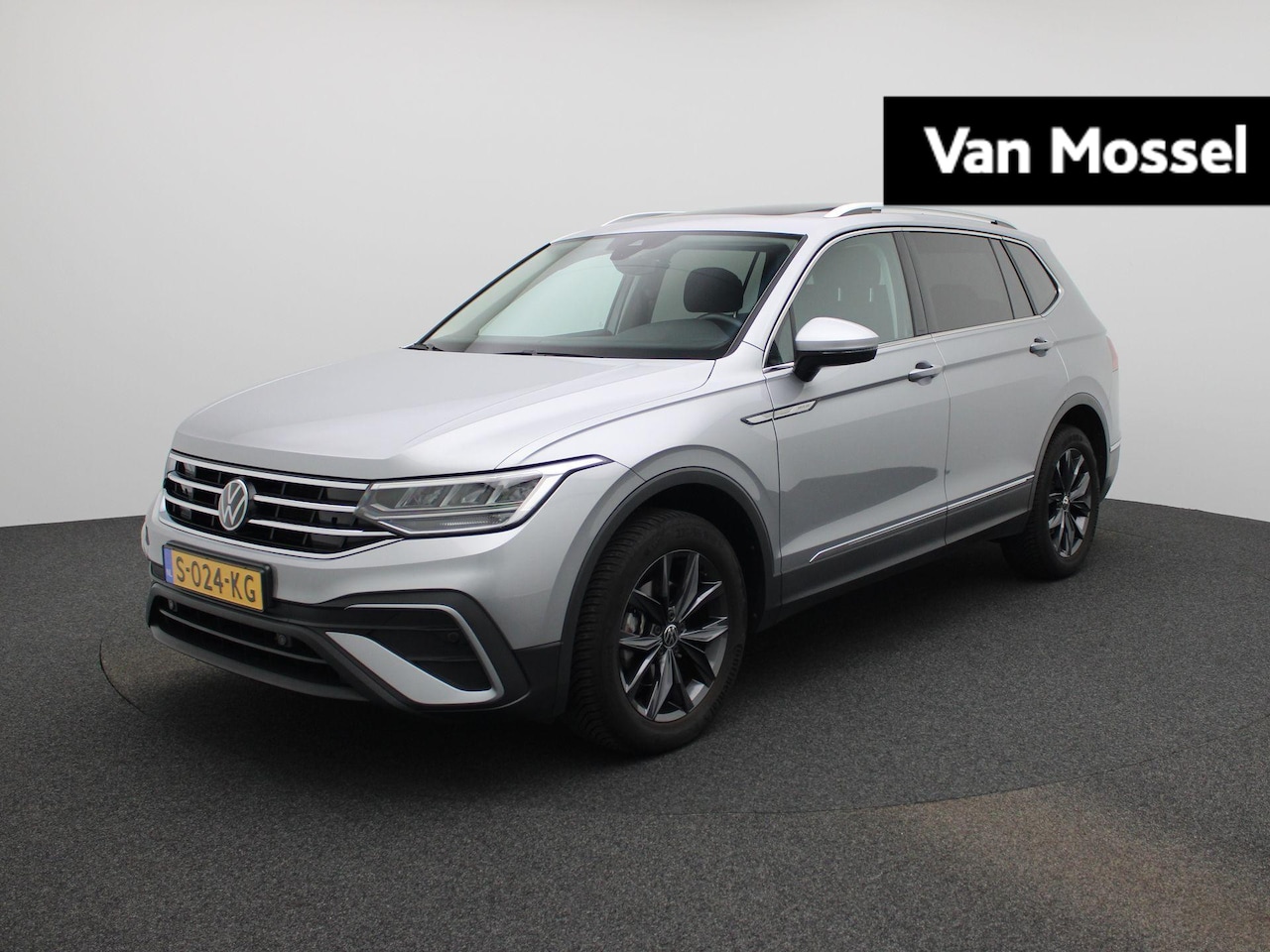 Volkswagen Tiguan Allspace - 1.5 TSI Life Business 7p. 150 PK| Origineel Nederlands | 1e Eigenaar | Trekhaak | Panorama - AutoWereld.nl