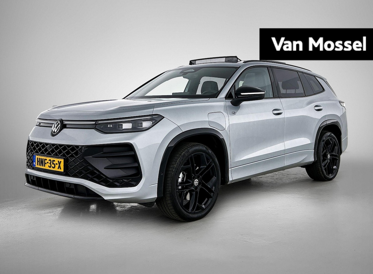 Volkswagen Tayron - 1.5 eHybrid R-Line Edition | SoH 97% | 272 PK | Automaat | Black Style | Lederen Interieur - AutoWereld.nl