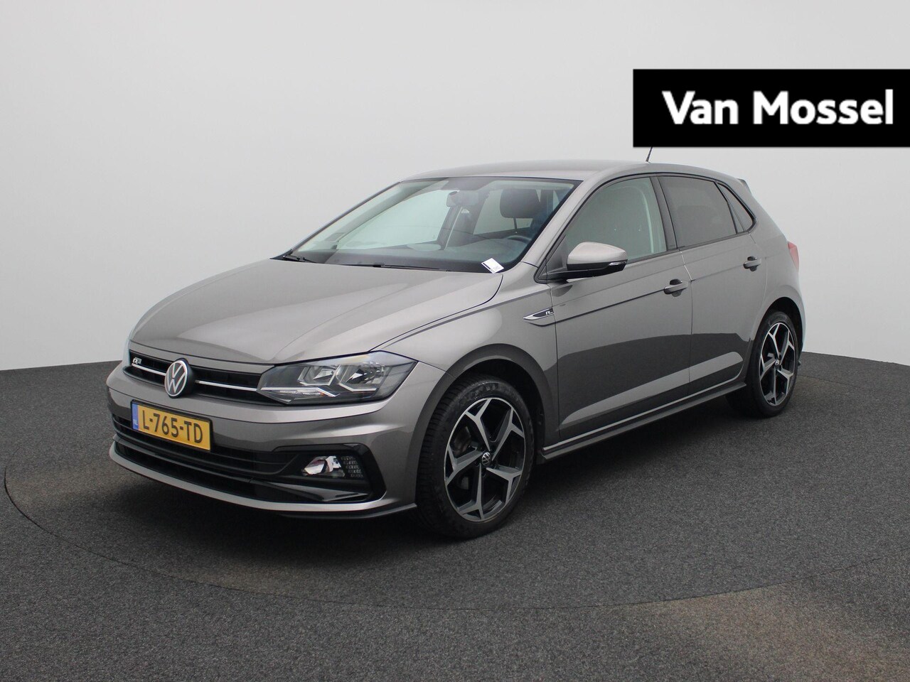 Volkswagen Polo - 1.0 TSI R-Line Edition | 95 PK | Carplay / Android Auto | Airco | Parkeersensoren | Parkee - AutoWereld.nl