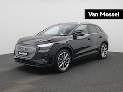 Audi Q4 e-tron - 45 Edition 82 kWh l Climate control l Navigatie l Parkeersensoren l Apple Carplay / Androi