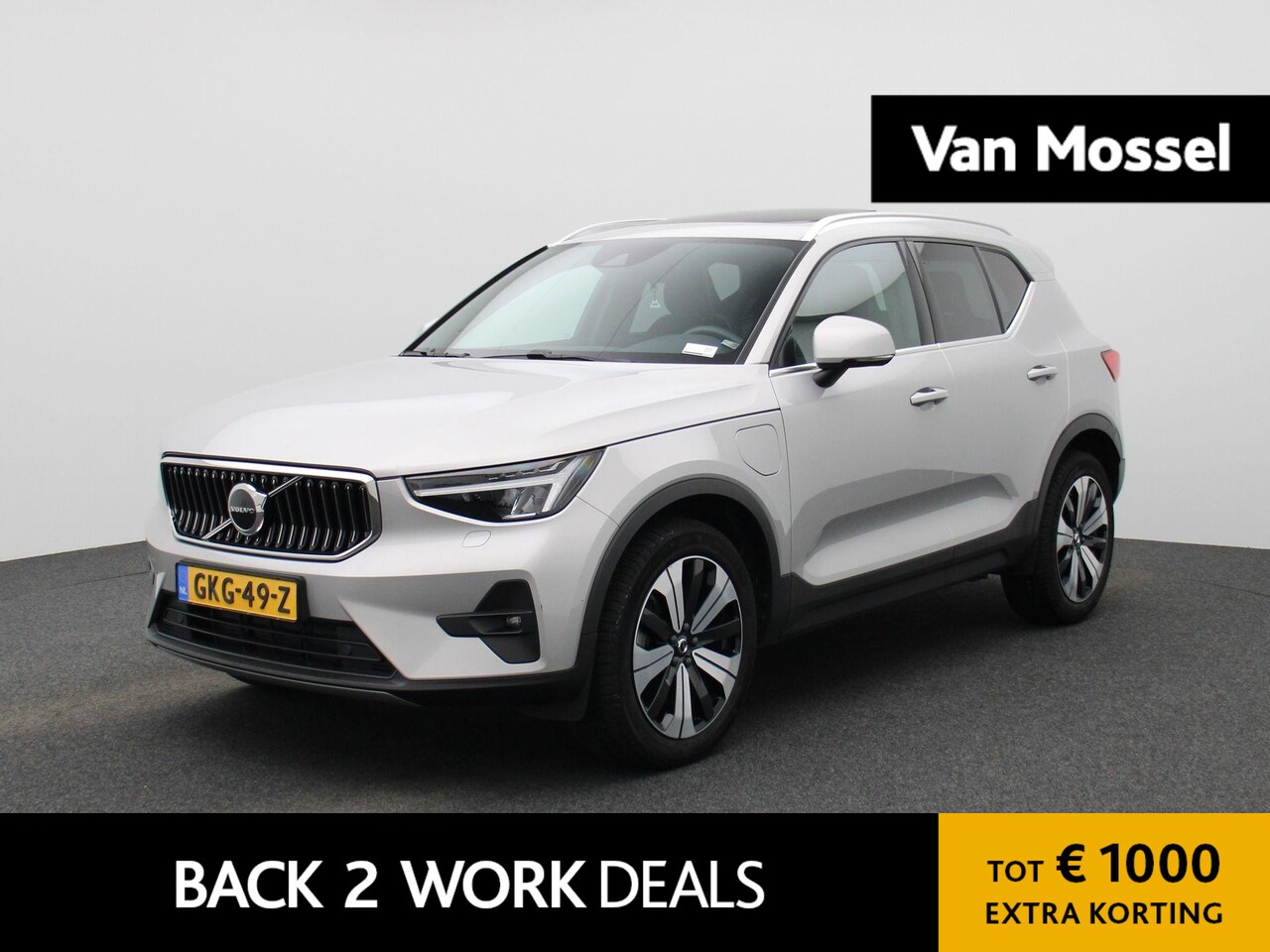 Volvo XC40 - 1.5 T4 Plug-in hybrid Ultimate Bright AUTOMAAT | SPORTSTOELEN | PANORAMADAK | NAVIGATIE | - AutoWereld.nl