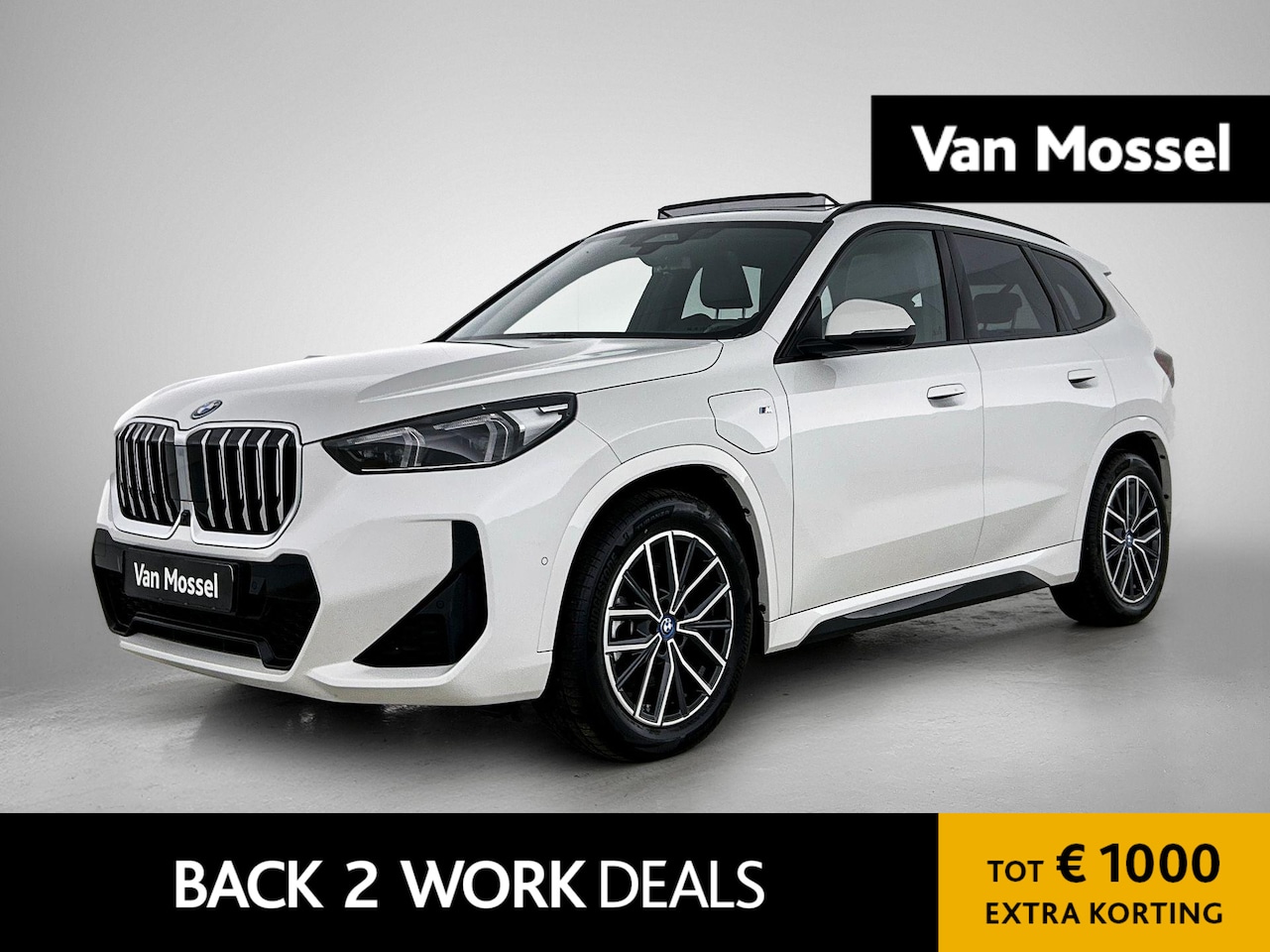 BMW X1 - xDrive25e | M-SPORT | PANO-SCHUIFDAK | LEER | 360 CAMERA | STOELVERWARMING | HEAD-UP - AutoWereld.nl