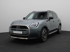 MINI Countryman - C Favoured + Pakket L + Stuurwielrand verwarmd + Panoramadak + John Cooper Works Sport sto