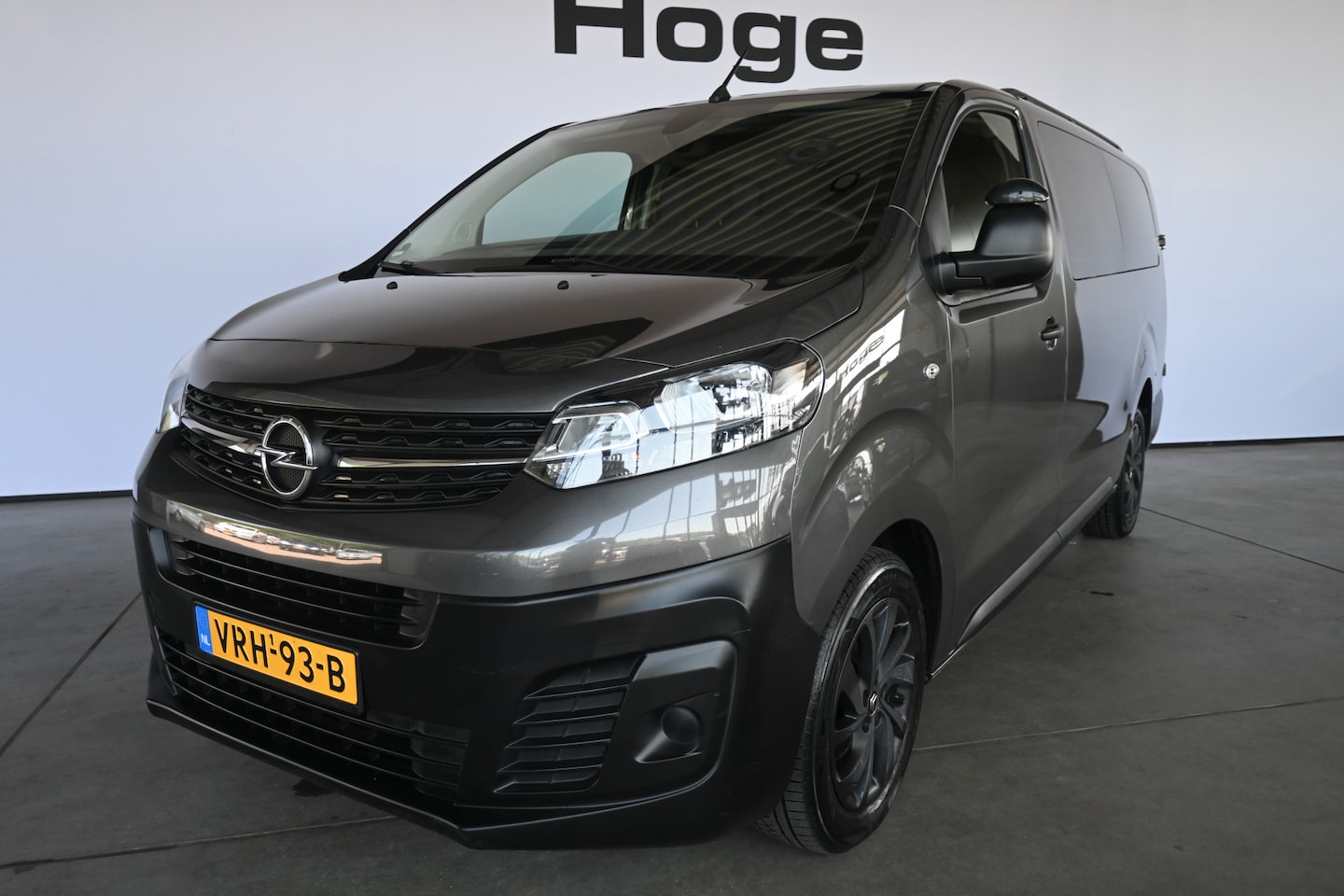 Opel Vivaro - 1.5 CDTI L3H1 Edition 6 Persoons Airco Navigatie Trekhaak Cruise Control Rijklaarprijs! In - AutoWereld.nl