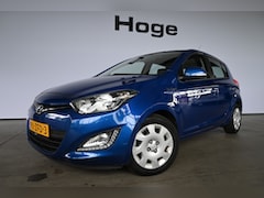 Hyundai i20 - 1.2i i-Motion LICHTE TIK IN MOTOR TEKST LEZEN Airco LED Elektrisch Pakket Trekhaak TEKST L