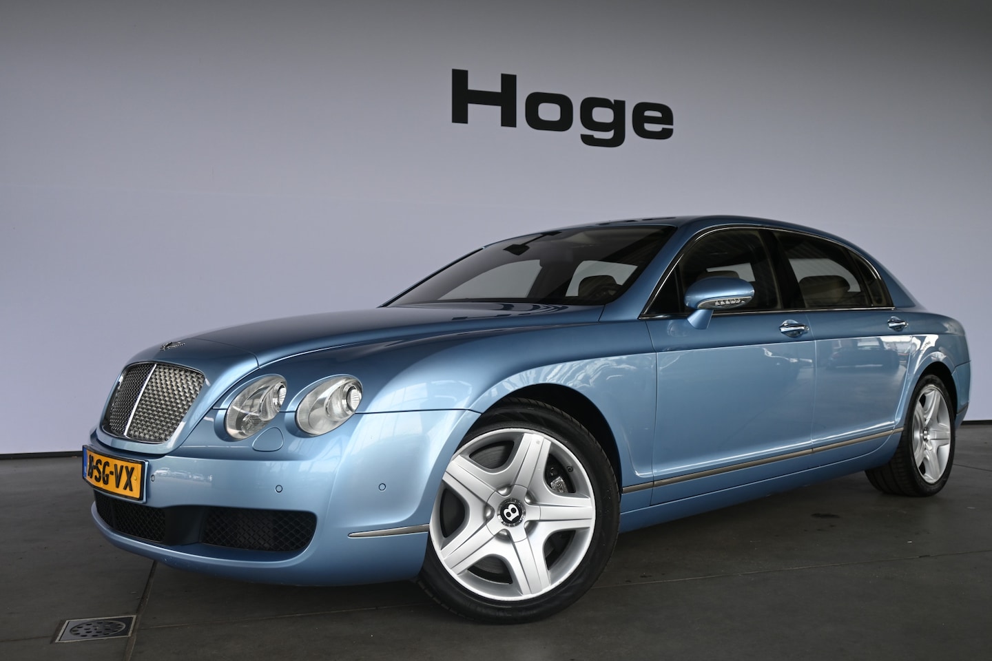 Bentley Continental Flying Spur - 6.0 W12 NAP! Automaat Clima Navigatie Stoelverwarming Inruil Mogelijk! - AutoWereld.nl