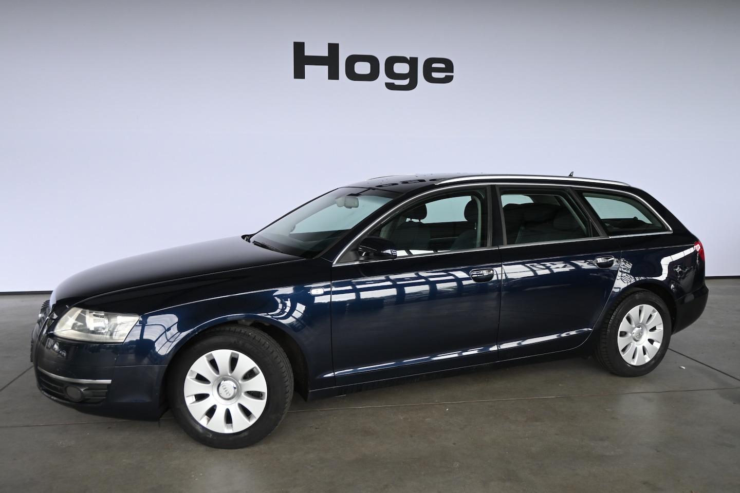 Audi A6 Avant - 2.4 Pro Line Clima Cruise control Navigatie Trekhaak 100% Onderhouden! Inruil Mogelijk! - AutoWereld.nl