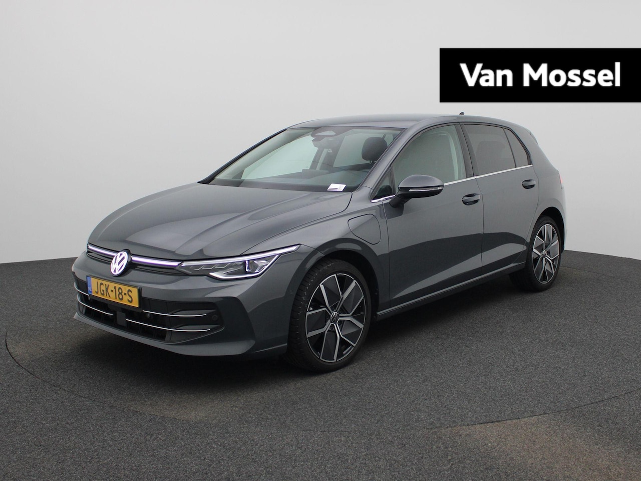 Volkswagen Golf - 1.5 eHybrid Style Edition 204 PK| Origineel Nederlands | 1e Eigenaar | Navigatie | Stoelve - AutoWereld.nl