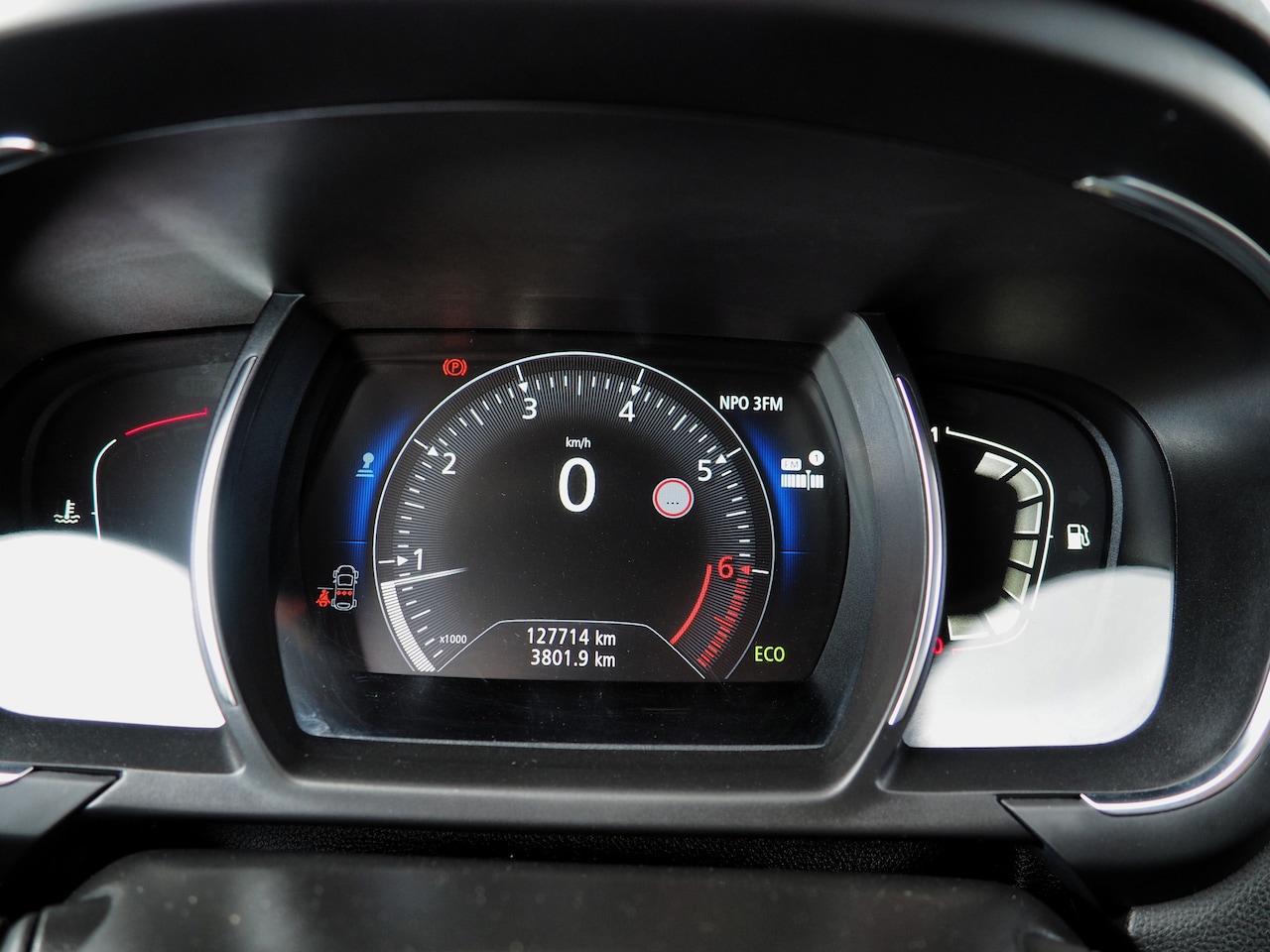 Renault Scénic - 1.2 TCe Zen CLIMA CRUISE NAVI TREKH. LM VELGEN