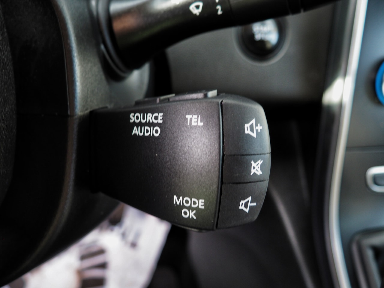 Renault Scénic - 1.2 TCe Zen CLIMA CRUISE NAVI TREKH. LM VELGEN