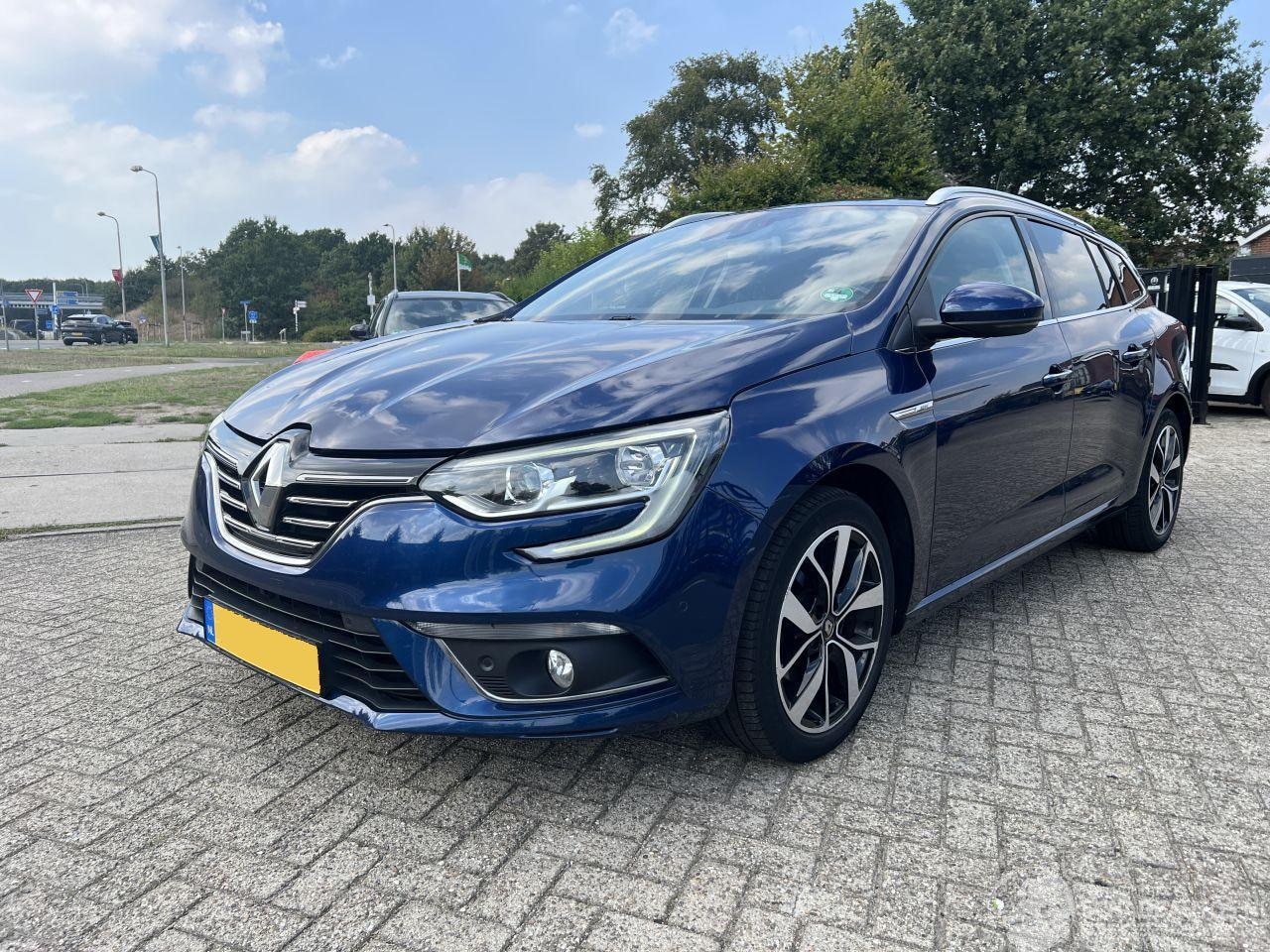 Renault Mégane - 1.3 TCe Bose | 77.417 km!! - AutoWereld.nl