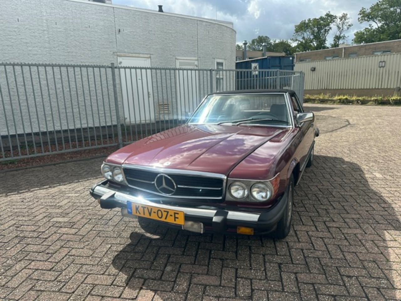 Mercedes-Benz SL-klasse Cabrio - 560 SL - AutoWereld.nl