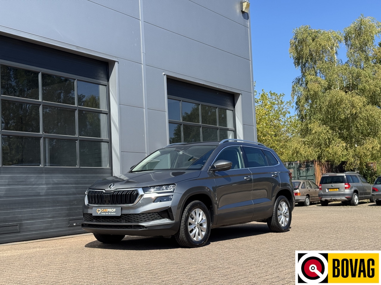 Skoda Karoq - 1.5 TSI ACT Business Edition Rijklaar incl. 12 maanden BOVAG-garantie | Achteruitrijcamera - AutoWereld.nl