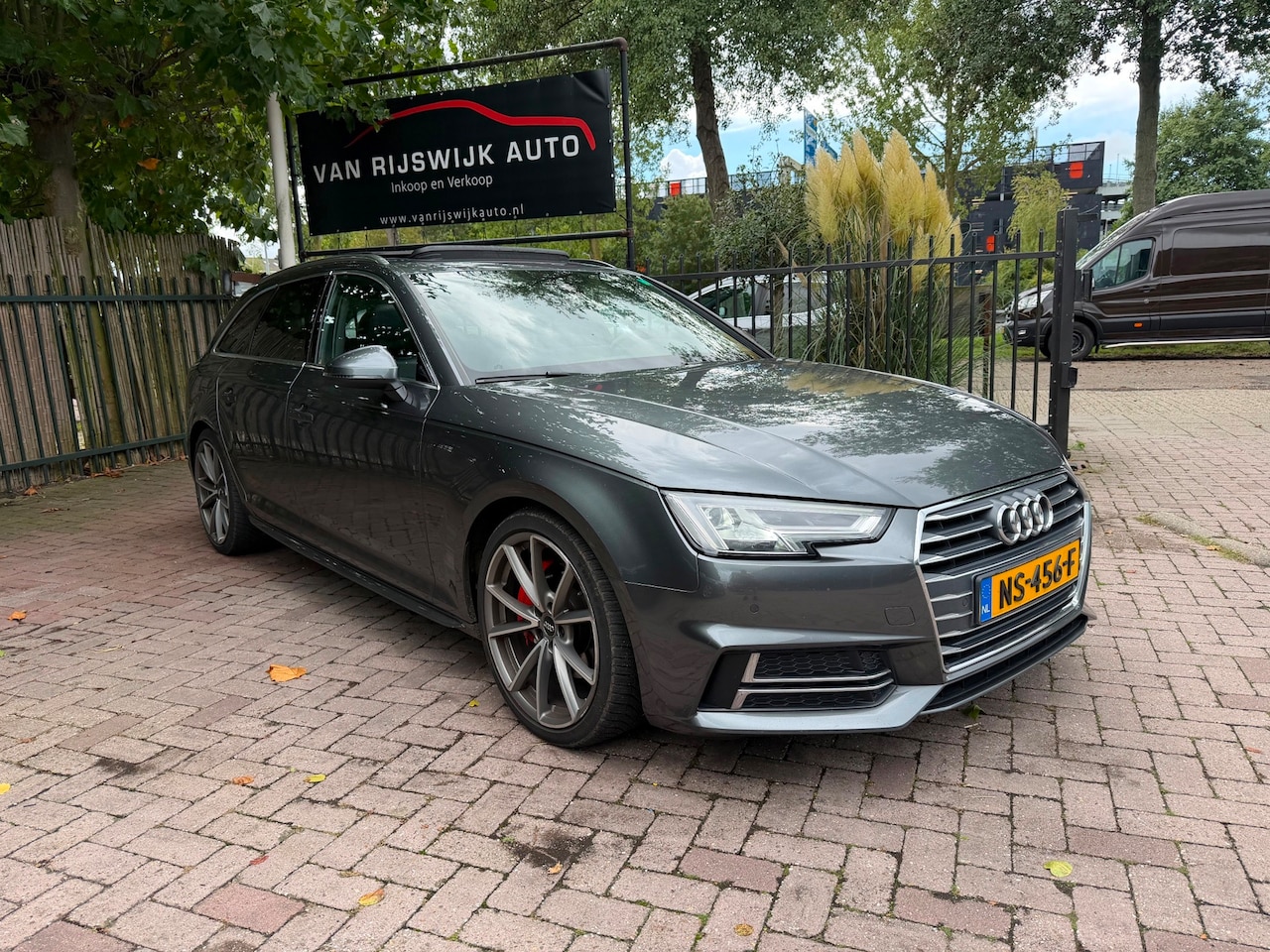 Audi A4 Avant - 2.0 TDI Sport Pro Line S Xenon Pano Cam leder - AutoWereld.nl