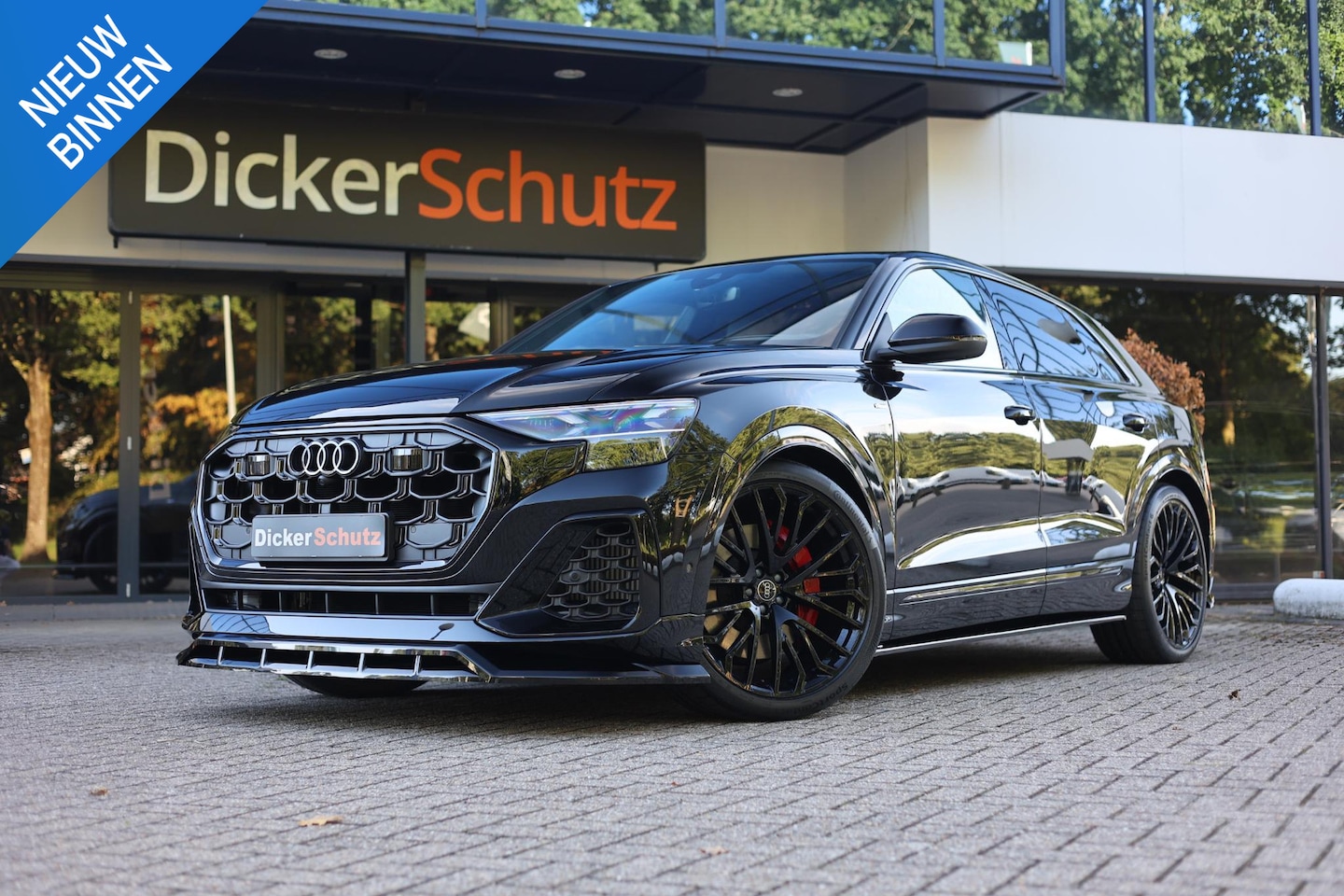 Audi Q8 - 60 TFSIe Competition Bodykit | Vierwielb. | Massage | Carbon | Pano | Trekhaak - AutoWereld.nl