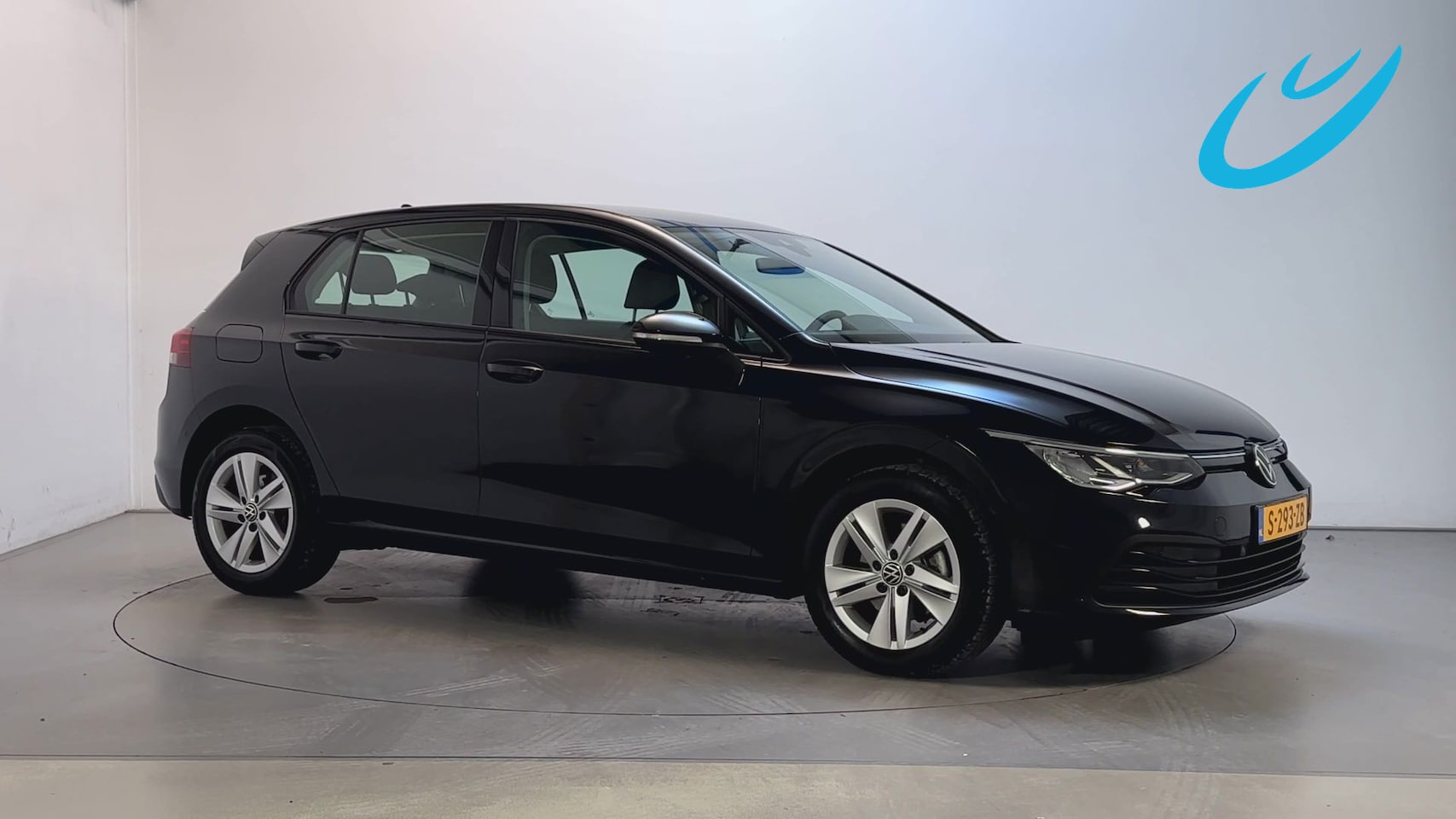 Volkswagen Golf - 1.0 eTSI DSG 110pk Life Business Sfeerverlichting Camera Stoelverwarming Navigatie - AutoWereld.nl