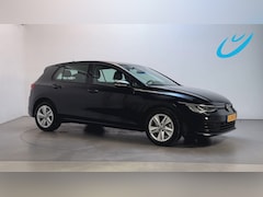 Volkswagen Golf - 1.0 eTSI DSG 110pk Life Business Sfeerverlichting Camera Stoelverwarming Navigatie