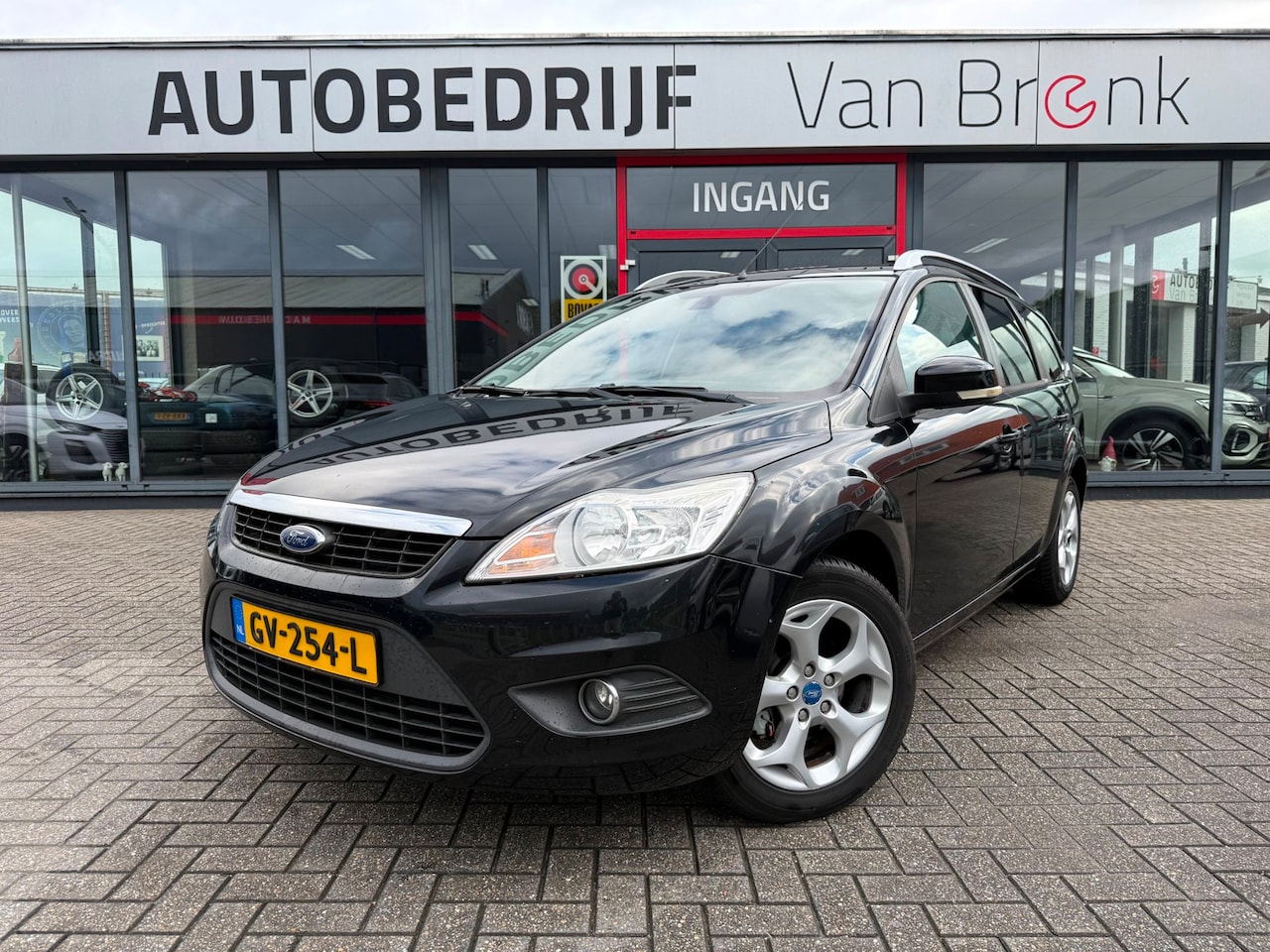 Ford Focus Wagon - 1.6 Comfort | APK 09-2027 | Voorruitverwarming - AutoWereld.nl