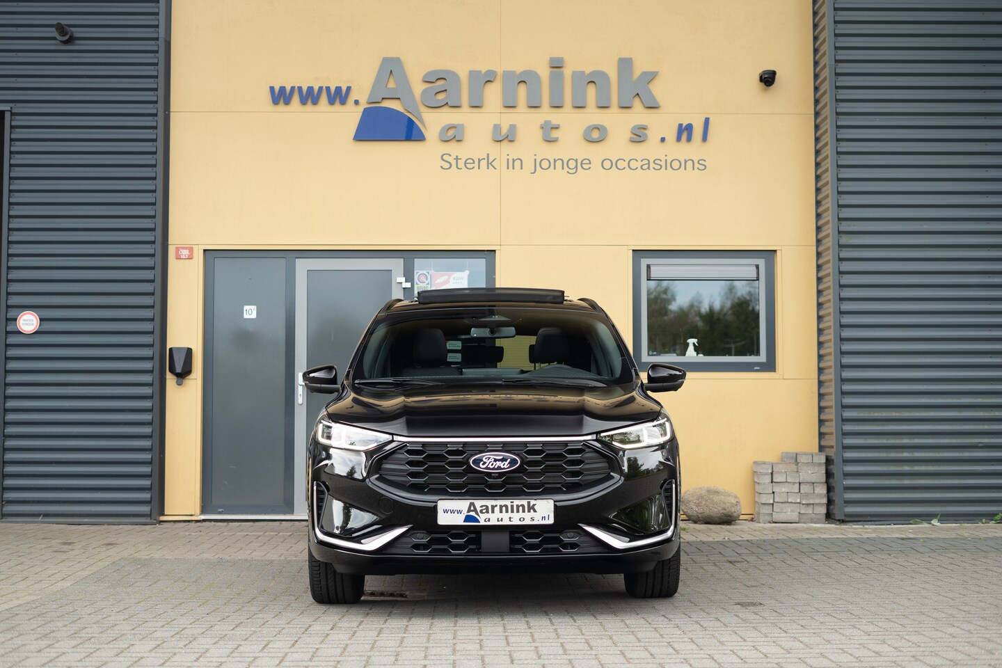 Ford Kuga - 2.5 St line X 243 pk Phev, driver pack, technopack, panaoramadak, trekhaak, B&O sound, 19 - AutoWereld.nl