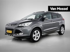 Ford Kuga - 1.6 Titanium Plus 4WD | Panoramadak | Camera | Trekhaak | Climate control
