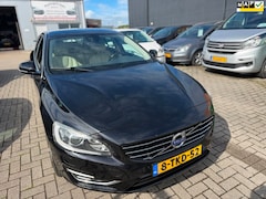 Volvo V60 - 2.4 D6 AWD Plug-In Hybrid Summum