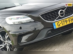 Volvo V40 - 1.5 T3 R-Design - Onyx Black - Full Led/Alcantara/Camera/Mirrorscreen