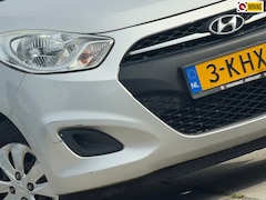 Hyundai i10 - 1.0 Black Pack - Sleek Silver - Airco/El.pakket/Nav - 122dkm - Keurig