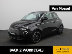 Fiat 500 - 500e 42 kWh La Prima | CAMERA | PARKEERSENSOREN V+A | DODEHOEK DETECTIE | ADAPTIEF CRUISE