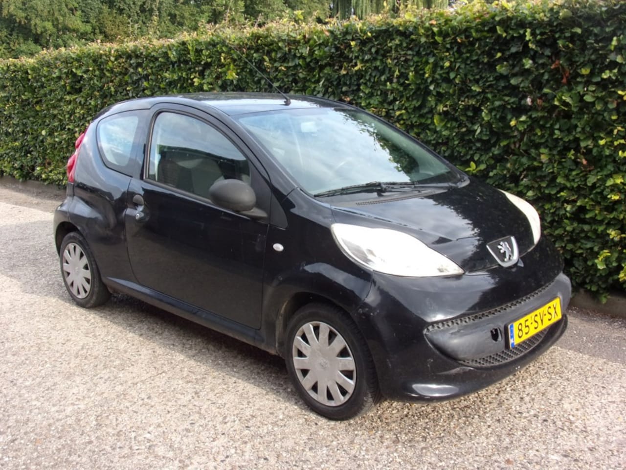 Peugeot 107 - 1.0-12V XR NWE APK LEES TEKST - AutoWereld.nl