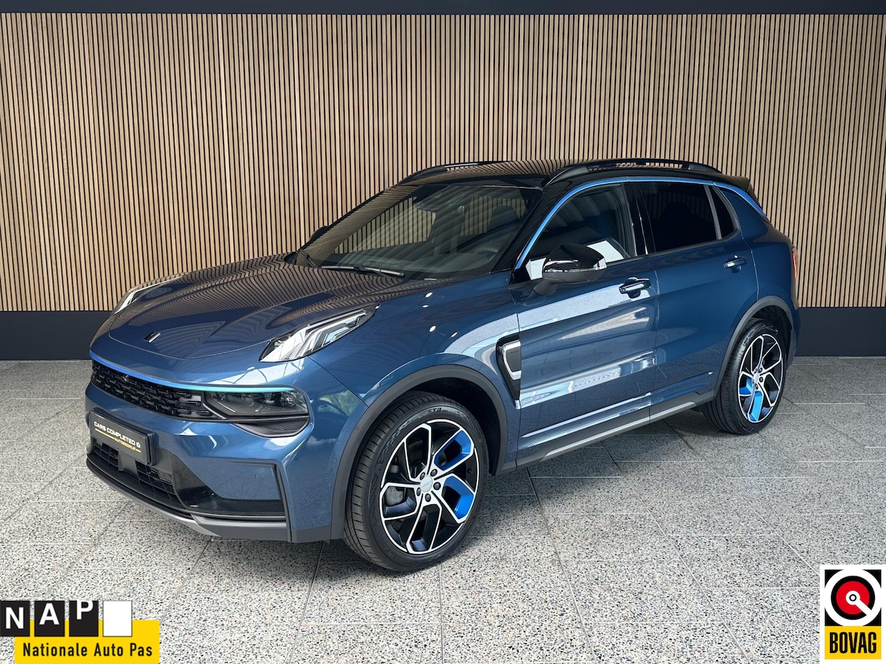 Lynk & Co 01 - 1.5 More NL auto | Zwarte Hemel | Rolhoes | Schuif kantel dak. - AutoWereld.nl
