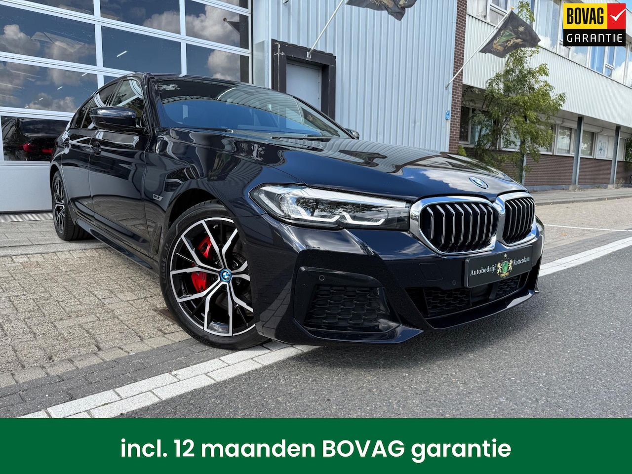 BMW 5-serie - 545e xDrive High Executive M-Sport 395PK BOMVOL - AutoWereld.nl