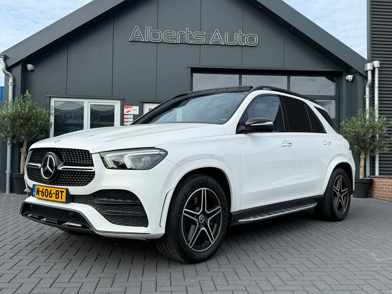 Mercedes-Benz GLE-Klasse - 450 4MATIC Premium Plus | PANO | BURMESTER | - AutoWereld.nl