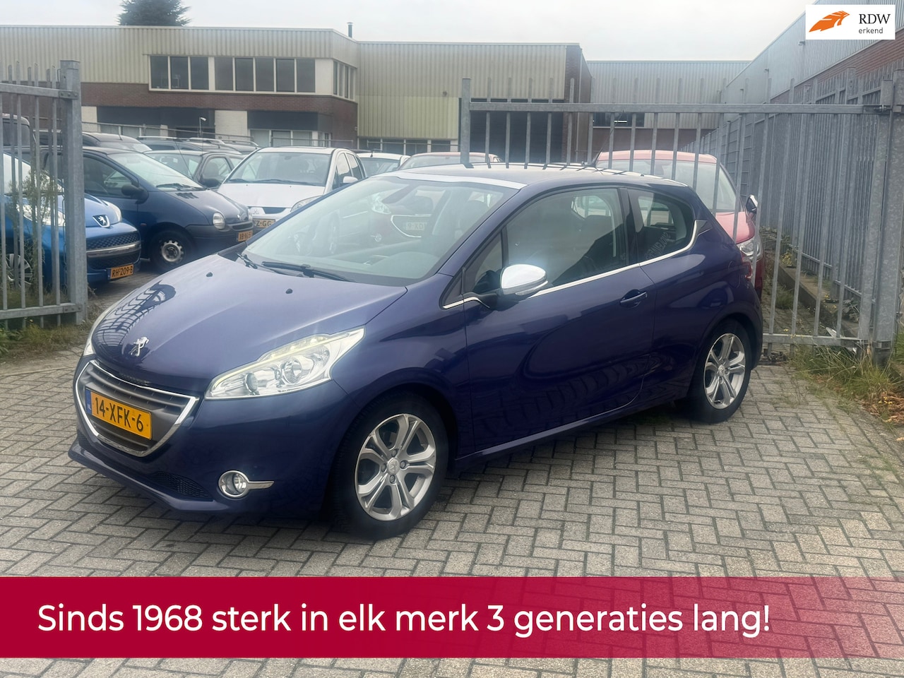 Peugeot 208 - 1.4 VTi Allure 95PK! NL AUTO NAP! PANORAMA l LEER l Navi l PDC l CRUISE l Airco ECC l LMV! - AutoWereld.nl